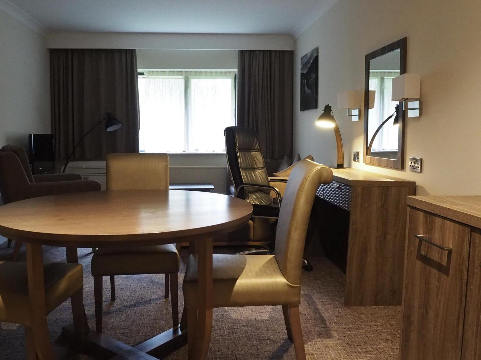 Holiday Inn Telford Ironbridge By Ihg מראה חיצוני תמונה